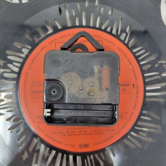 Game of Thrones | Vinyl Record Wall Clock Decor Fan Art Black - Picture 5 of 6